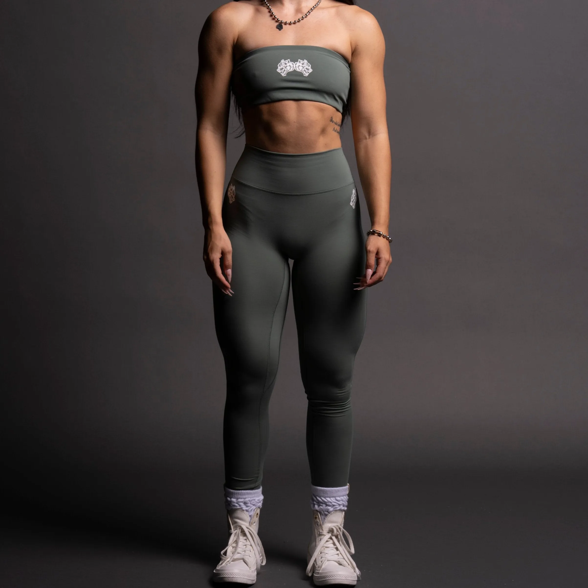 Dual Wolf "Beau" Leggings in Hunter Green