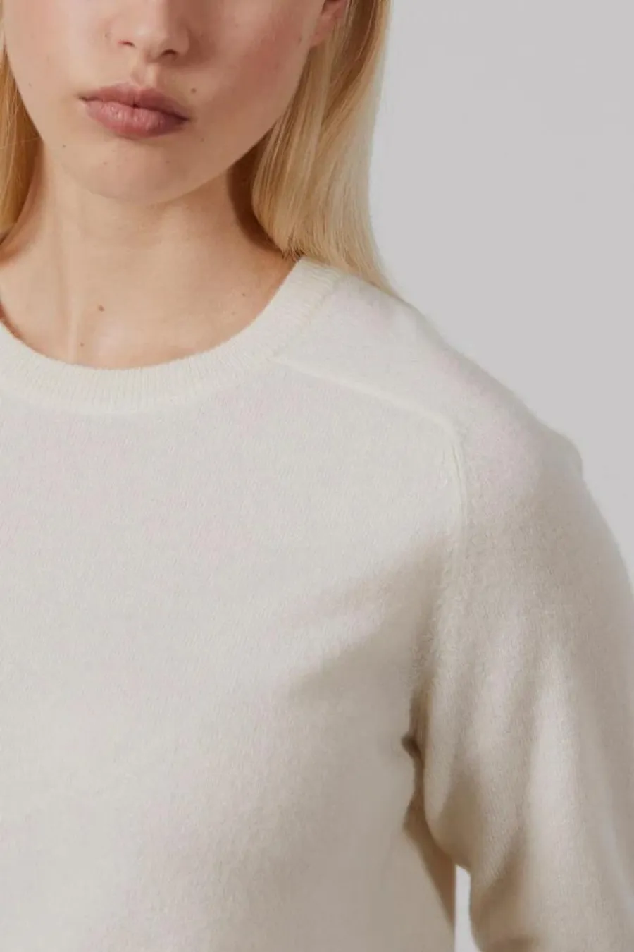 Sam Cashmere Crew Cream