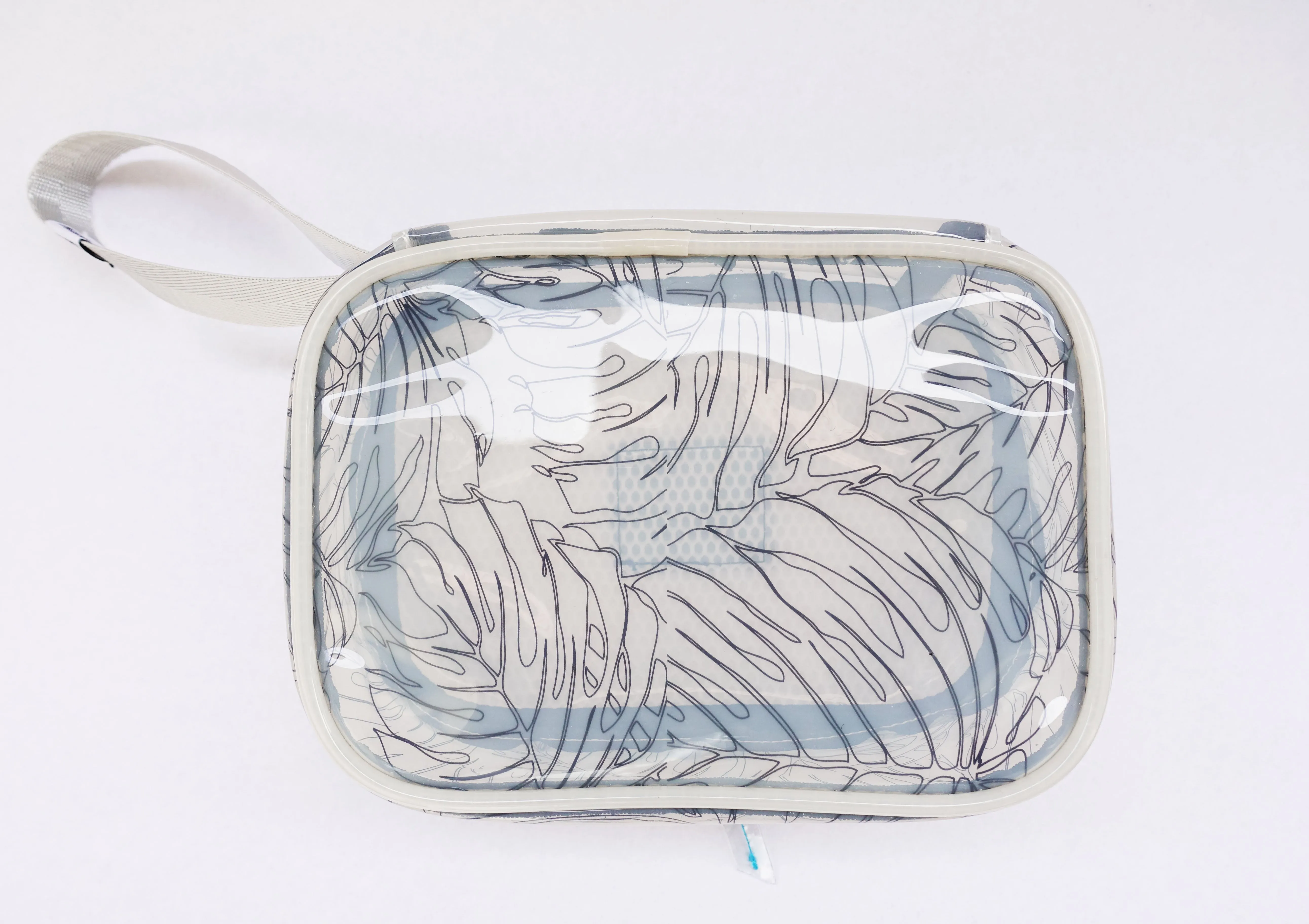 Sig on Smith x HAYN x ILA Swim Carry-All - White/Black/Silver